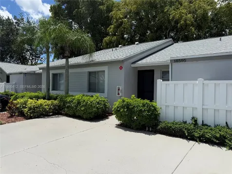 18595 Egret Way Boca Raton FL 33496
