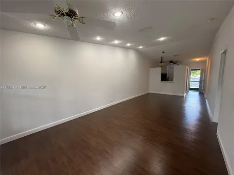 18595 Egret Way Boca Raton FL 33496