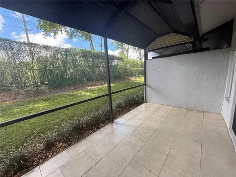 18595 Egret Way Boca Raton FL 33496