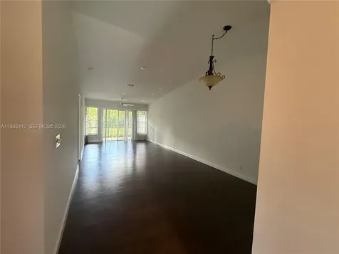 18595 Egret Way Boca Raton FL 33496