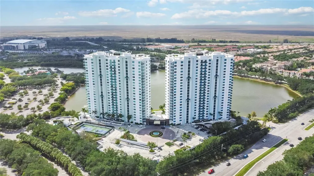 2641 N Flamingo Road Sunrise FL 33323