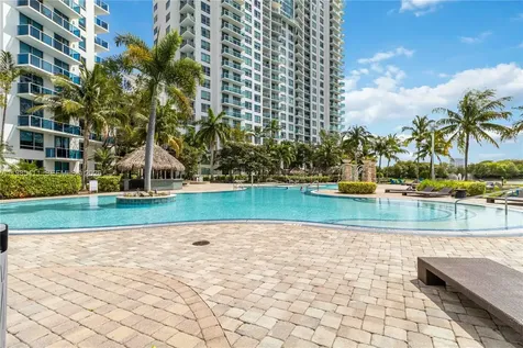 2641 N Flamingo Road Sunrise FL 33323