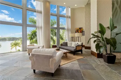 2641 N Flamingo Road Sunrise FL 33323