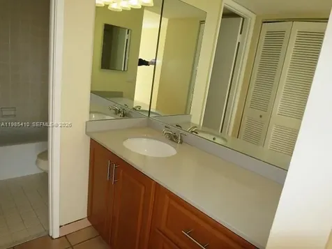 600 NE 36th Street Miami FL 33137