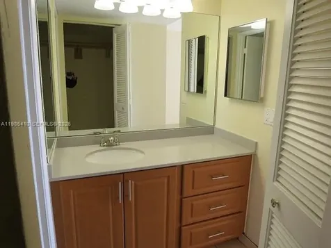 600 NE 36th Street Miami FL 33137