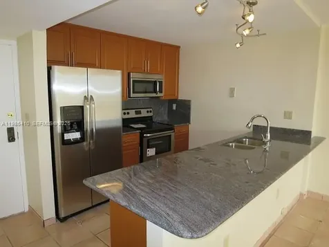 600 NE 36th Street Miami FL 33137