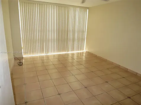 600 NE 36th Street Miami FL 33137