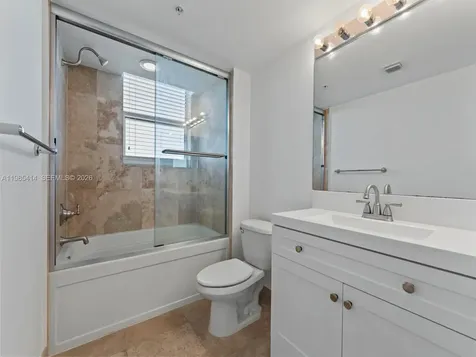 3232 SW 22nd Terrace Miami FL 33145