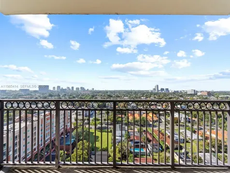3232 SW 22nd Terrace Miami FL 33145