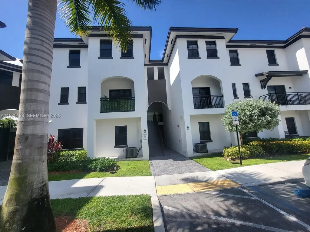 15540 SW 136th Street Miami FL 33196