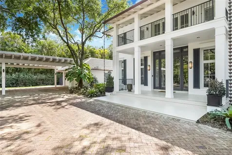 4550 Sunset Drive Coral Gables FL 33143