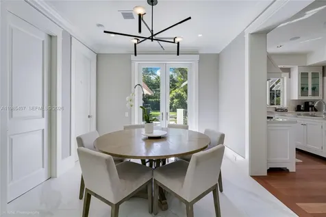 4550 Sunset Drive Coral Gables FL 33143