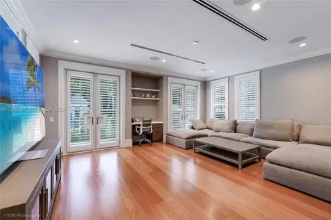 4550 Sunset Drive Coral Gables FL 33143