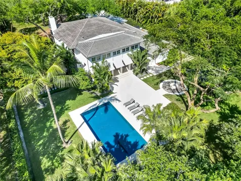4550 Sunset Drive Coral Gables FL 33143