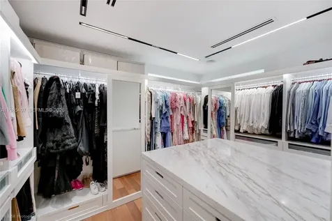 4550 Sunset Drive Coral Gables FL 33143