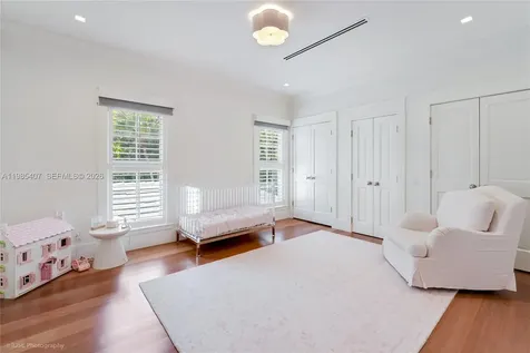 4550 Sunset Drive Coral Gables FL 33143