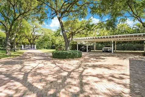 4550 Sunset Drive Coral Gables FL 33143