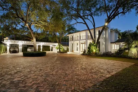 4550 Sunset Drive Coral Gables FL 33143