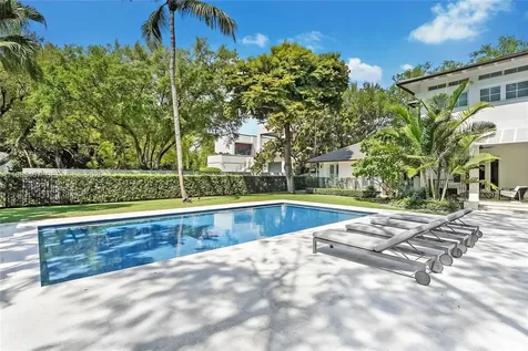4550 Sunset Drive Coral Gables FL 33143