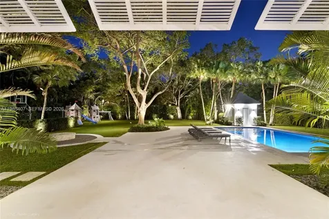 4550 Sunset Drive Coral Gables FL 33143