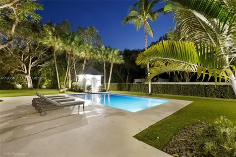 4550 Sunset Drive Coral Gables FL 33143
