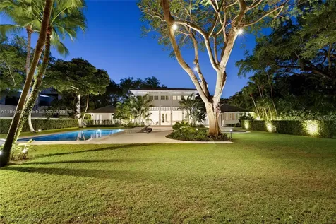 4550 Sunset Drive Coral Gables FL 33143