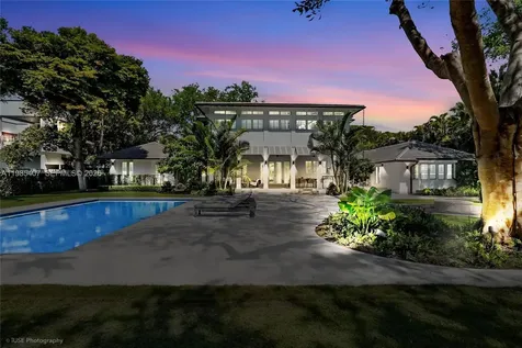 4550 Sunset Drive Coral Gables FL 33143