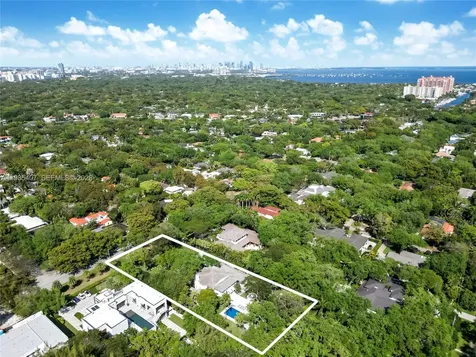 4550 Sunset Drive Coral Gables FL 33143