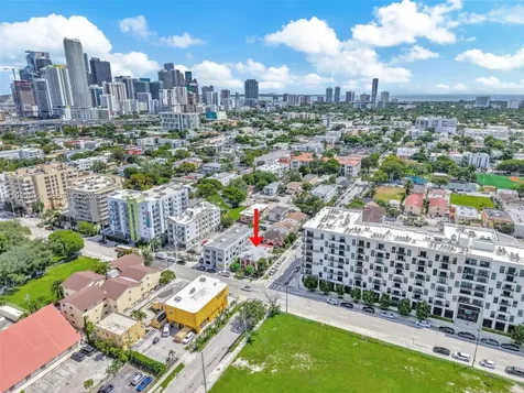 676 & 119 SW 1st Street Miami FL 33130