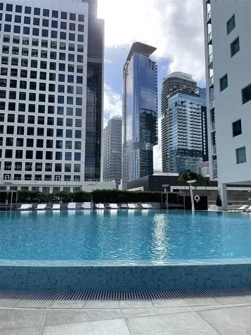 55 SE 6th Street Miami FL 33131