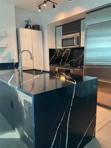 55 SE 6th Street Miami FL 33131