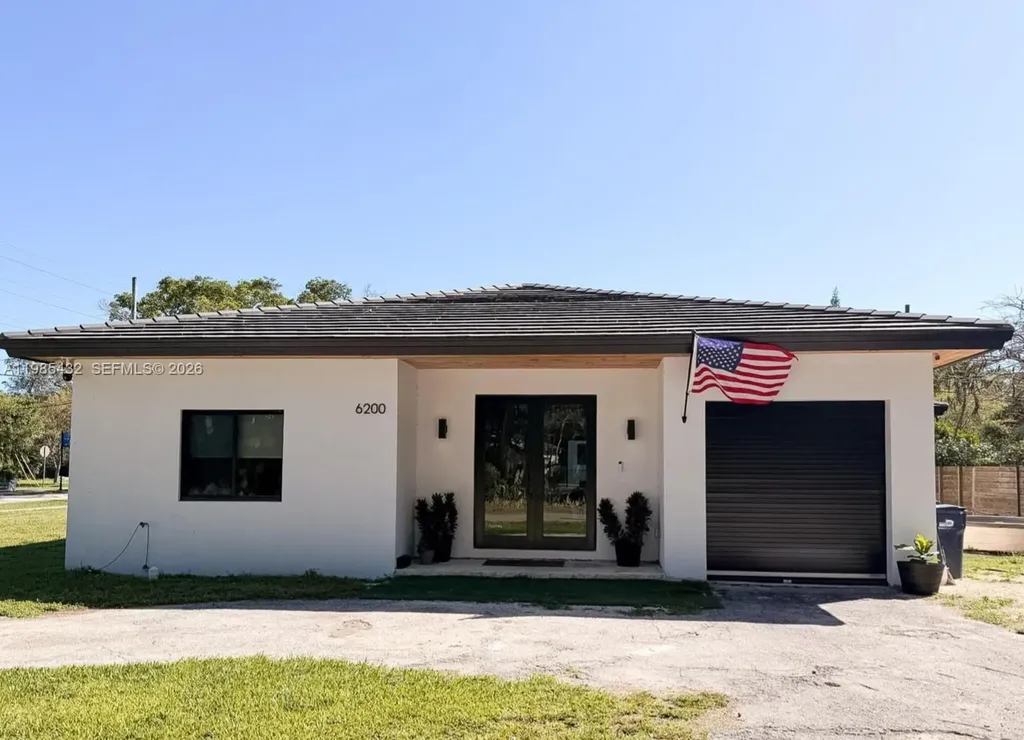 6200 SW 57th Drive South Miami FL 33143