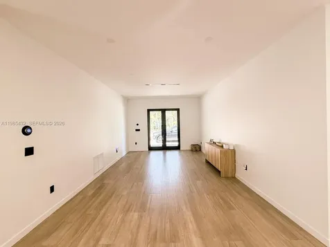 6200 SW 57th Drive South Miami FL 33143