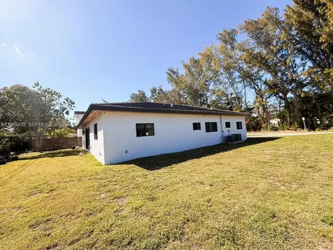6200 SW 57th Drive South Miami FL 33143