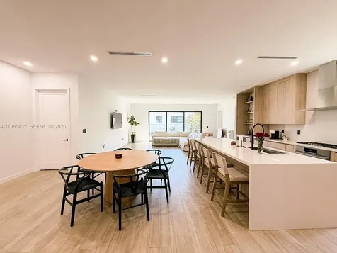 6200 SW 57th Drive South Miami FL 33143