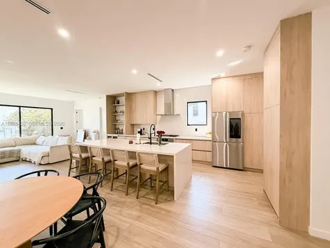 6200 SW 57th Drive South Miami FL 33143
