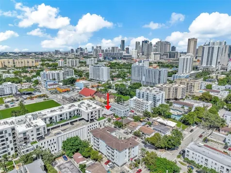 119 SW 7th Avenue Miami FL 33130