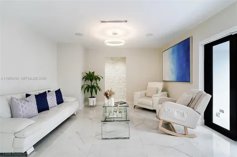 1851 NW 32nd Avenue Miami FL 33125