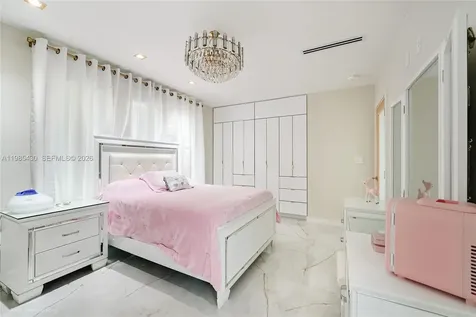 1851 NW 32nd Avenue Miami FL 33125