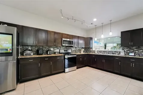 1851 NW 32nd Avenue Miami FL 33125