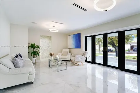 1851 NW 32nd Avenue Miami FL 33125