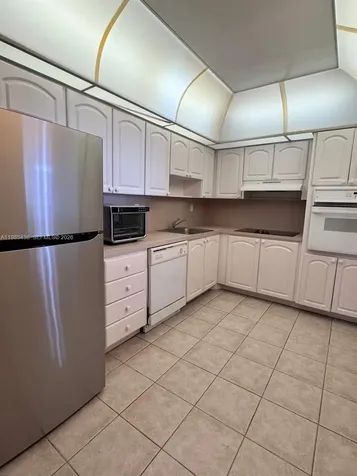 19380 Collins Avenue Sunny Isles Beach FL 33160