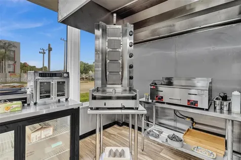 992 NE 167th Street North Miami Beach FL 33162