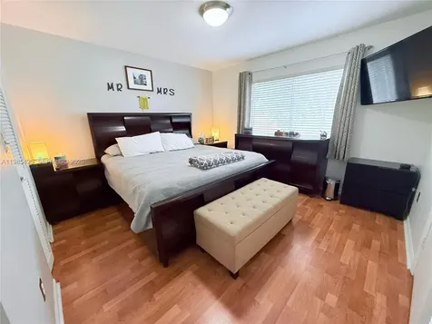 7255 NW 173rd Drive Hialeah FL 33015