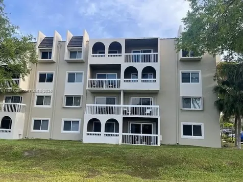 7800 Camino Real Miami FL 33143