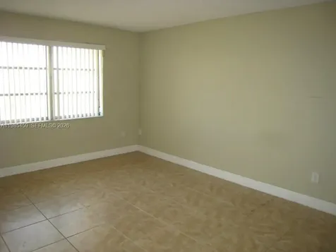 7800 Camino Real Miami FL 33143