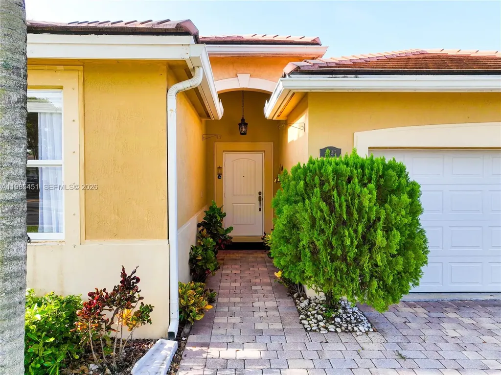 3090 SE 7th Court Homestead FL 33033