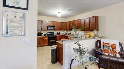3090 SE 7th Court Homestead FL 33033