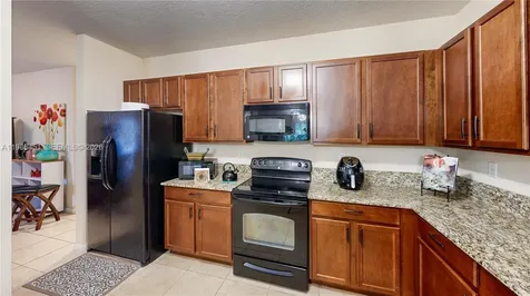 3090 SE 7th Court Homestead FL 33033