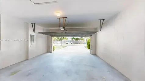 3090 SE 7th Court Homestead FL 33033